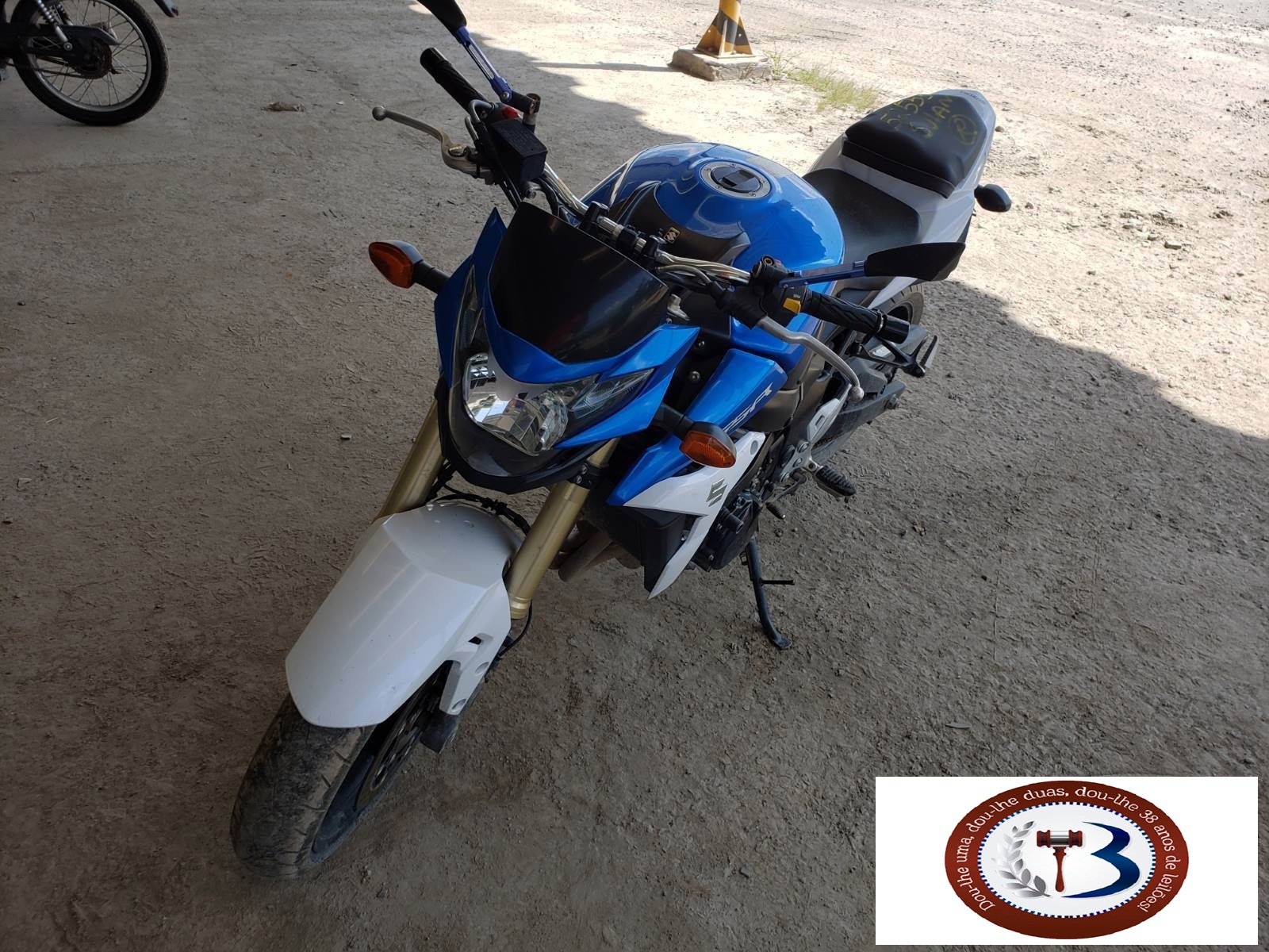 LOTE 020 SUZUKI GSR 750 2015