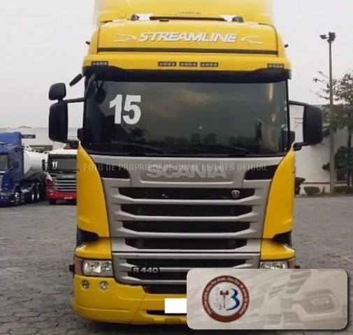 Scania R 440 6X2 Ano 2015