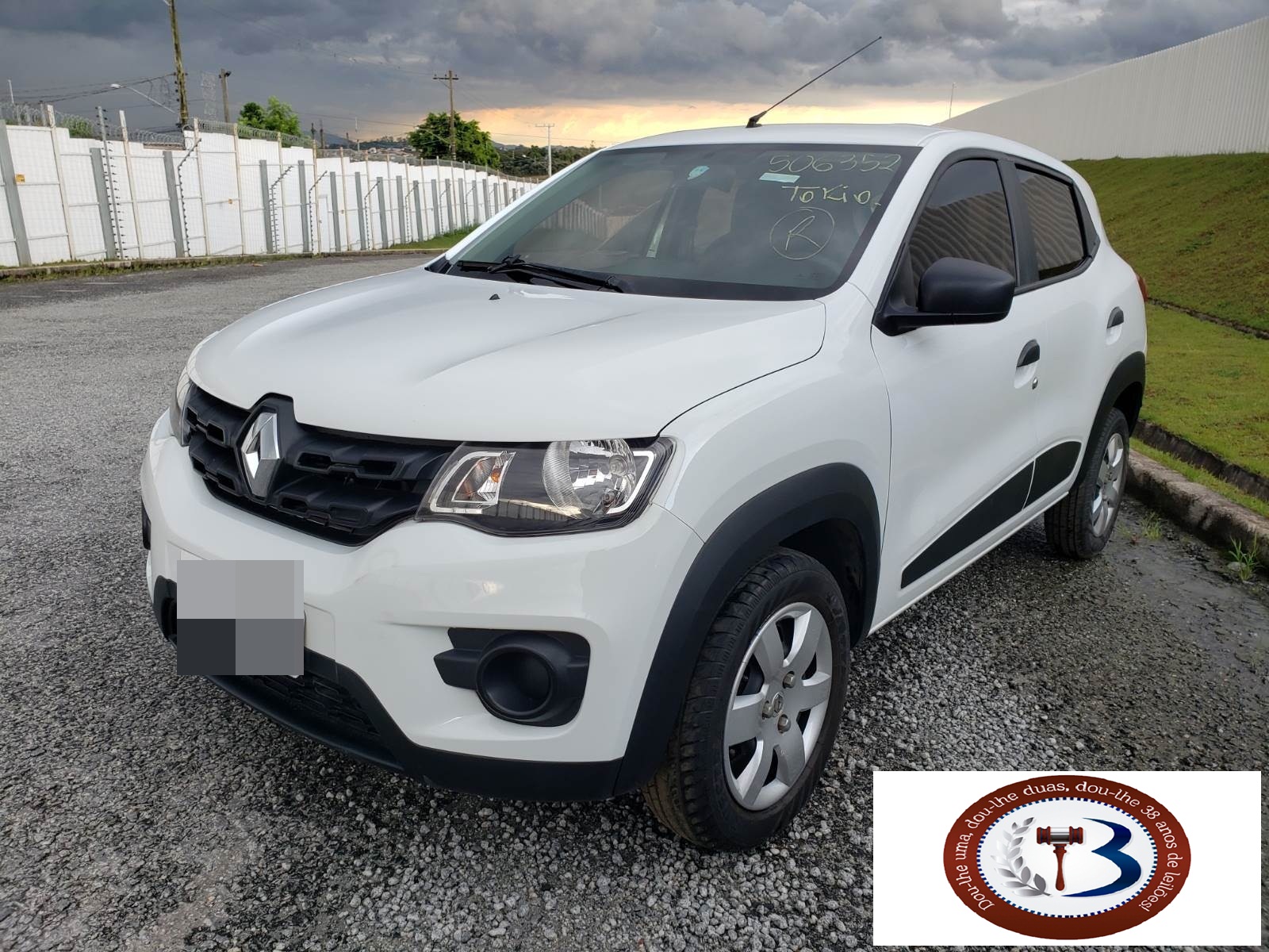 LOTE 006 KWID ZEN 1.0 SCE 2018